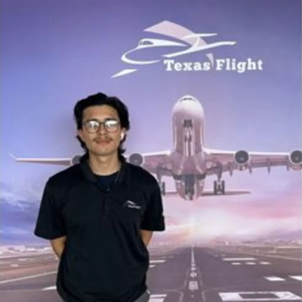 Luis L TX Flight Instructor